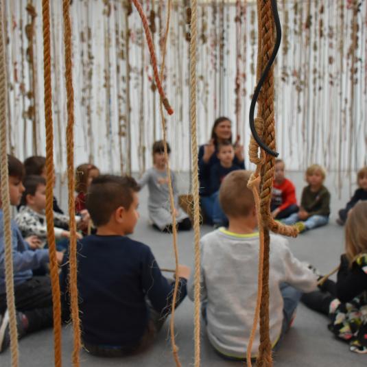 MACS - activité pour les enfants (visite, atelier philo...)