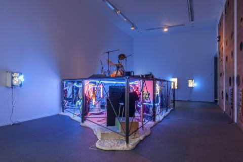 MACS - vue de l'exposition REBEL REBEL Art + Rock 